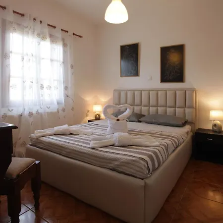 Athena's Houses Apartment *