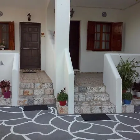 Athena's Houses * Skyros